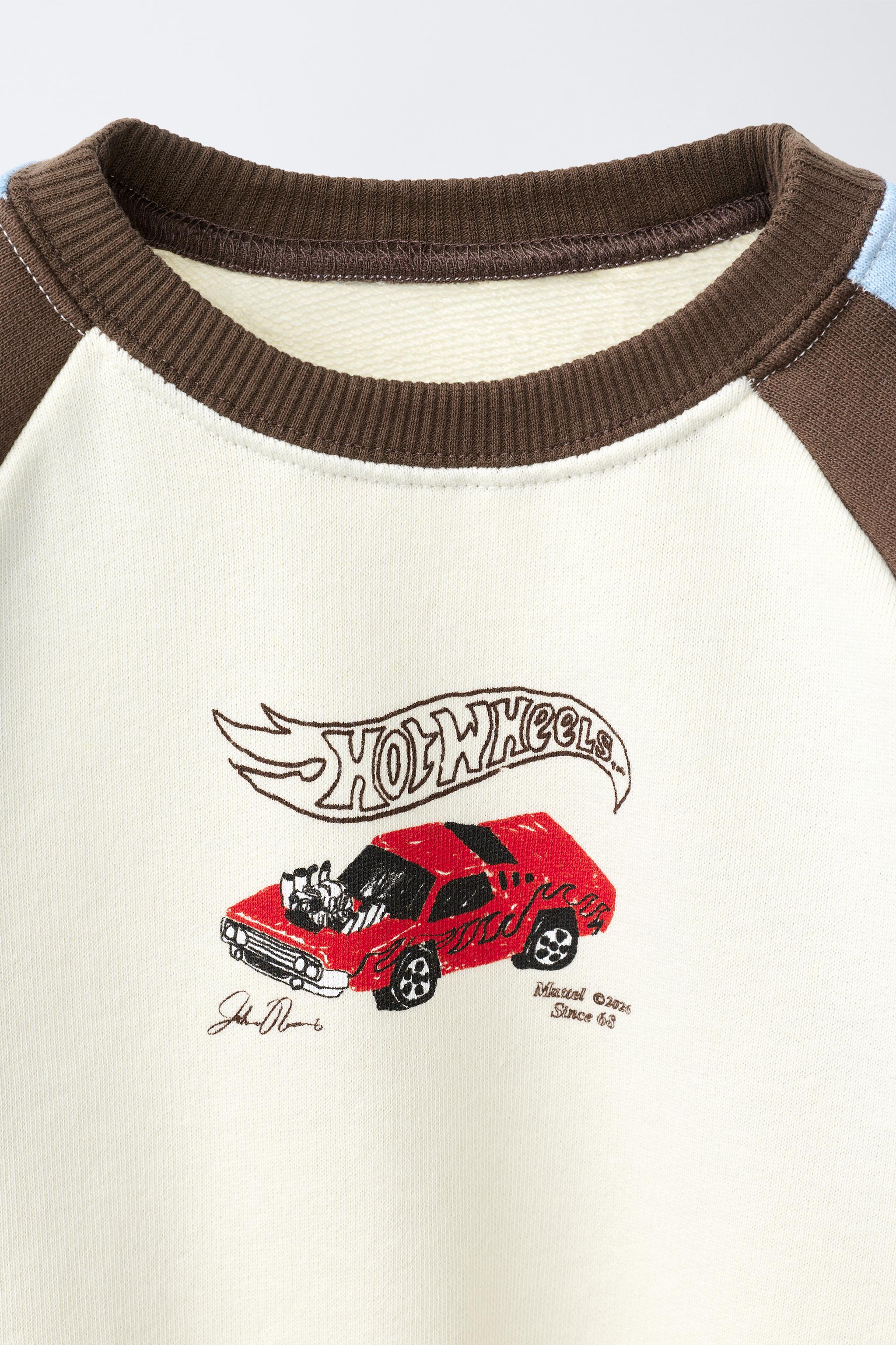HOT WHEELS MATTEL © RAGLAN SWEATSHIRT